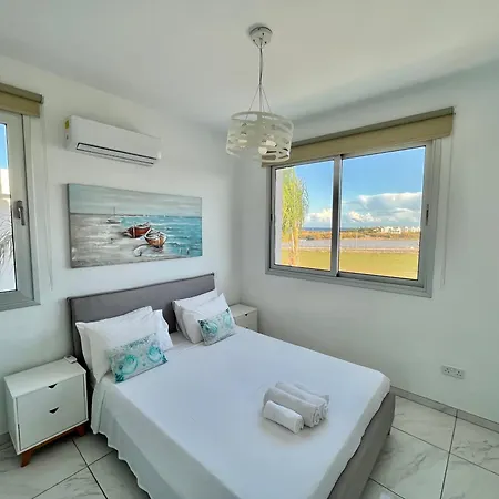 Alasia Ll Kapparis Villa Paralímni