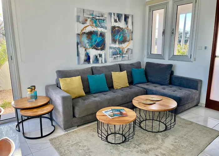 Alasia Ll Kapparis *