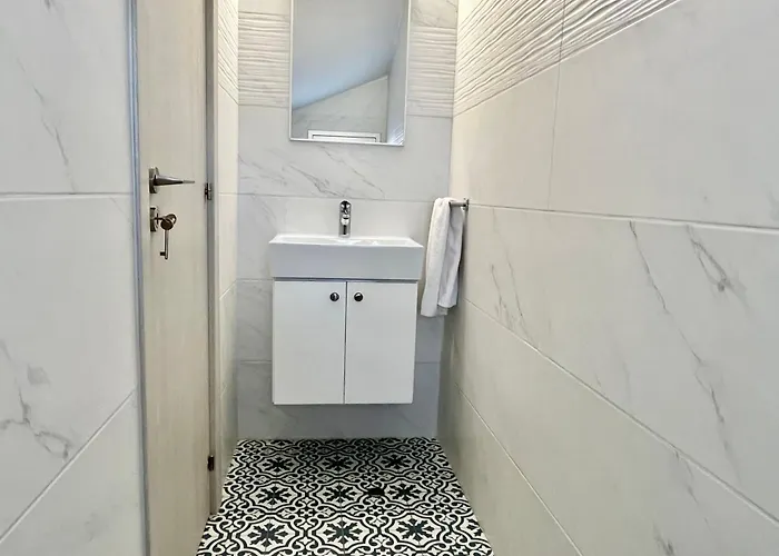 Alasia Ll Kapparis Villa *